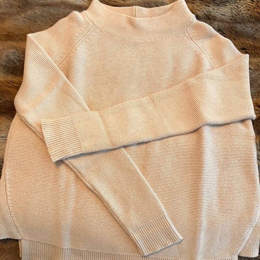 Kinross Garter Funnel Pullover